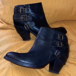 SCHUTZ Sher Booties